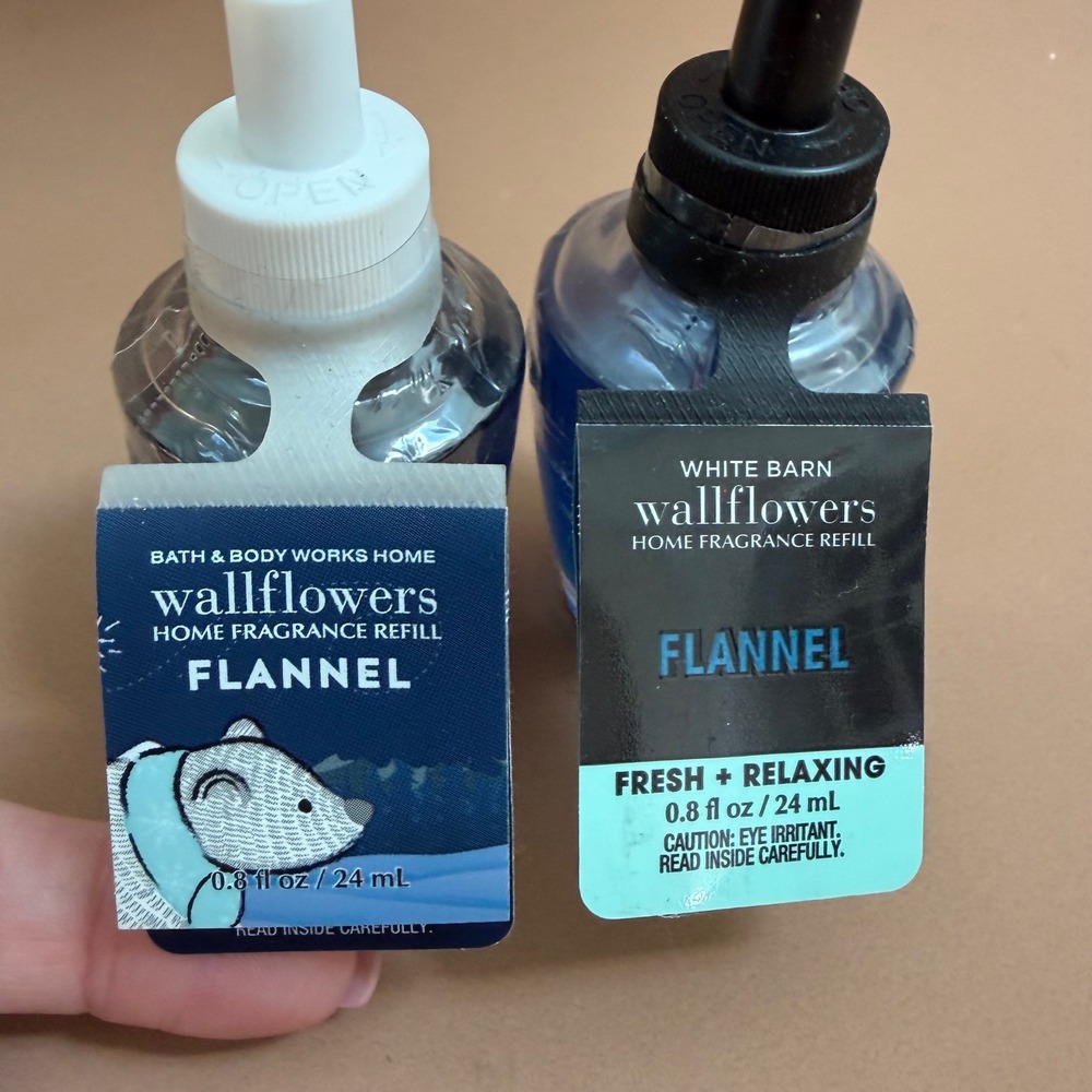 Bath & Body Works White Barn Wallflowers Refill 2-Pack Flannel Scent 0.8oz 24mL